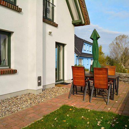 Reetdachhaus Im Fischerdorf Freest Екстериор снимка