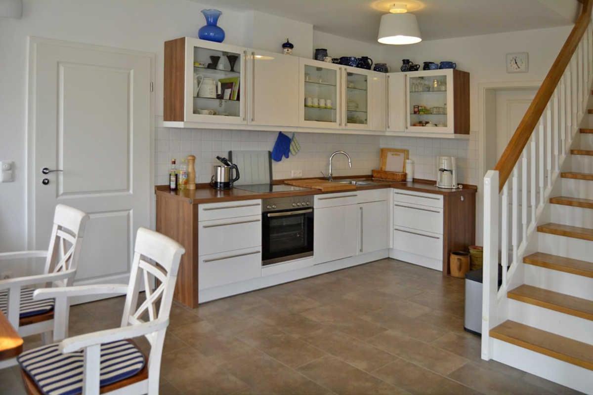 Reetdachhaus Im Fischerdorf Freest Екстериор снимка